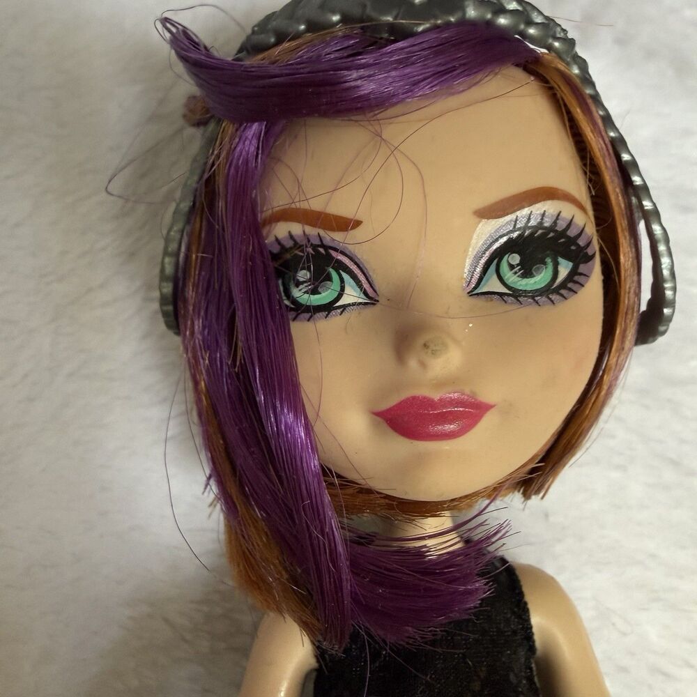 Monster High 11" Doll EVER AFTER DRAGON GAMES Poppy O'Hair Exclusive Dress 2015